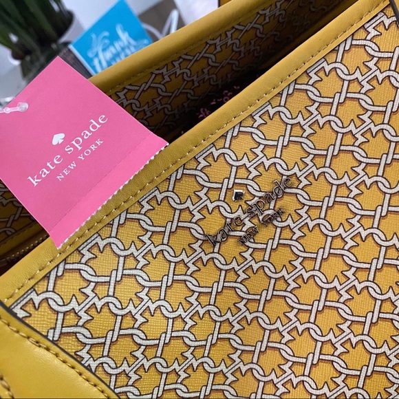COPY - Kate Spade Tote Purse - Picture 1 of 3